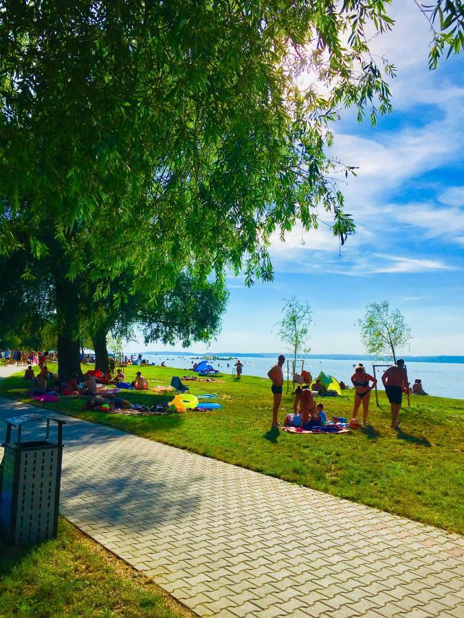 Apartament Aranypart Apartman Siófok Zewnętrze zdjęcie